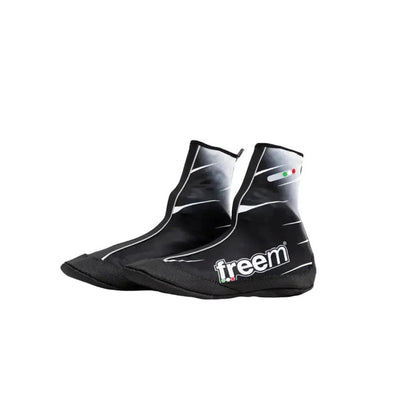 Black and white Freem Yeti shoe covers with 'freem' branding on a white background